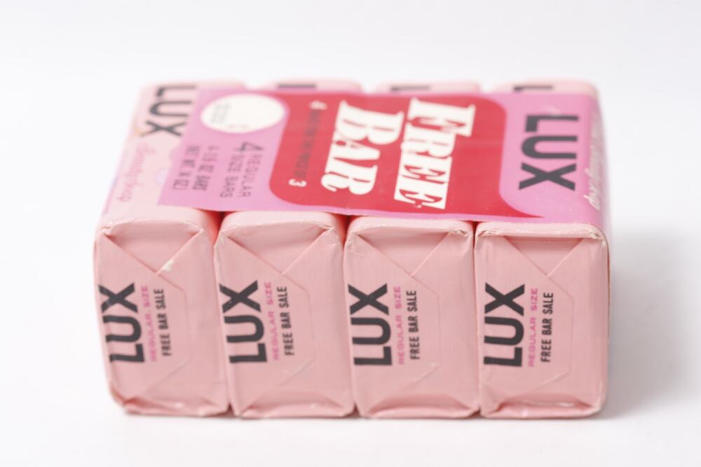 Lux Free Bar Pink Beauty Soap 4-piece Set ~ 260921-WH 1183